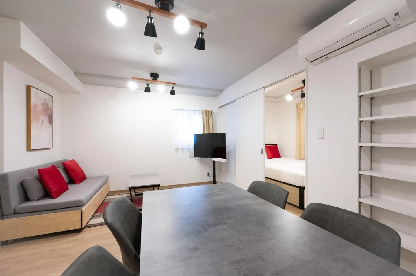 Wellsquareism Ikebukuro East Apartment Tokyo
