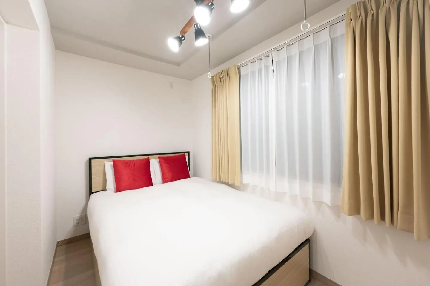 Wellsquareism Ikebukuro East Apartment Tokyo